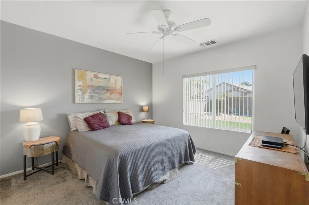 78697 Hampshire Palm Desert, CA 92211