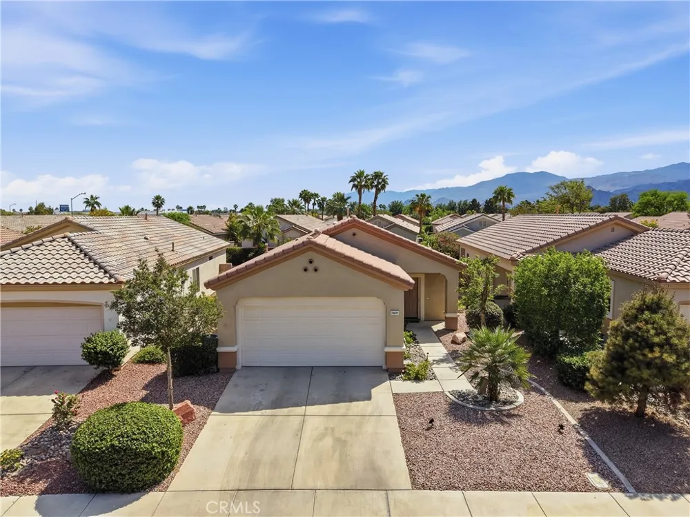78697 Hampshire Palm Desert, CA 92211