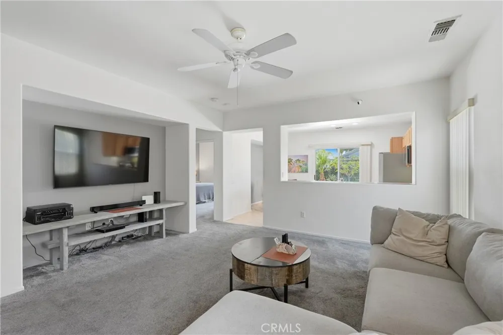 78697 Hampshire Palm Desert, CA 92211