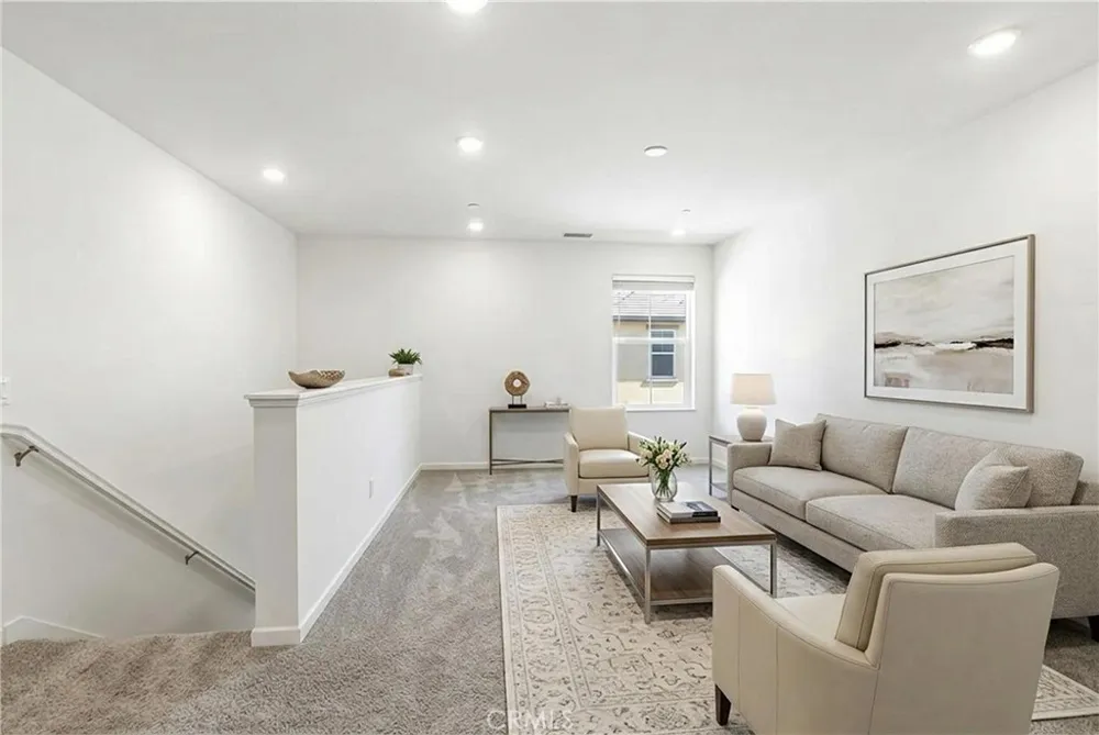 475 Glenwood Rialto, CA 92376