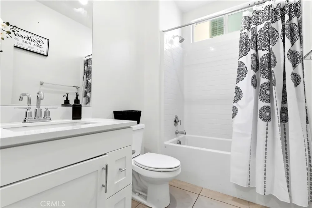 475 Glenwood Rialto, CA 92376