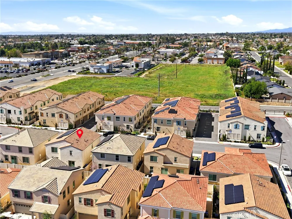 475 Glenwood Rialto, CA 92376