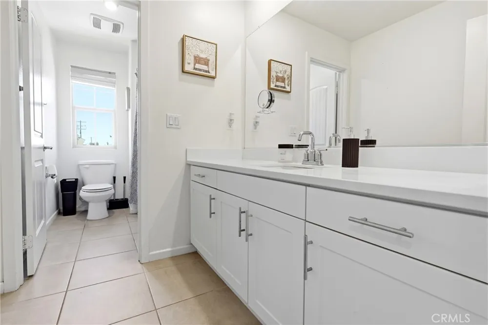 475 Glenwood Rialto, CA 92376