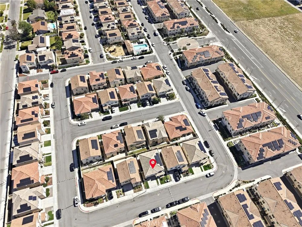 475 Glenwood Rialto, CA 92376