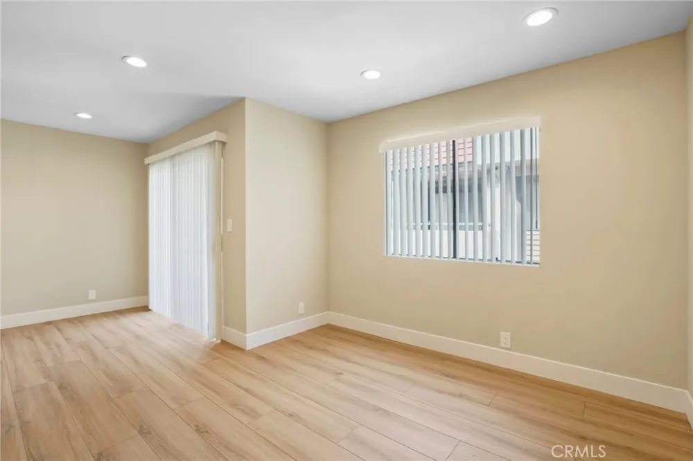 1207 Columbus Avenue Glendale, CA 91202