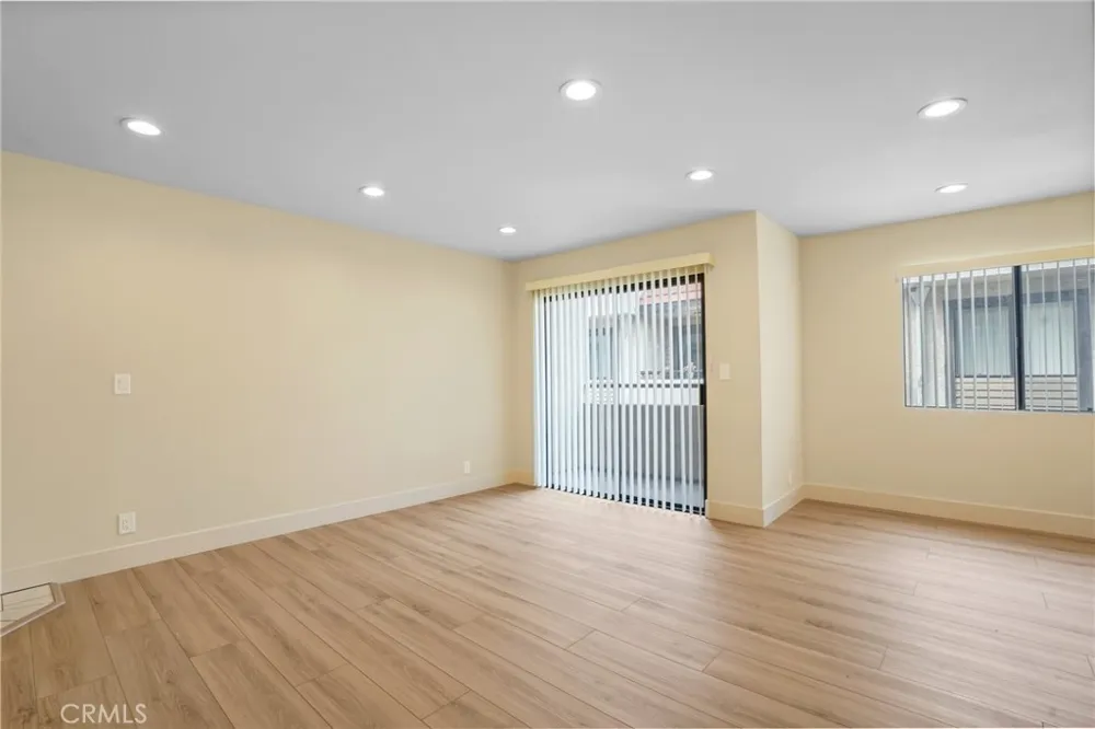 1207 Columbus Avenue Glendale, CA 91202