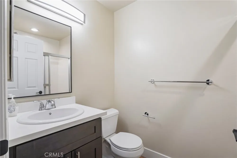 1207 Columbus Avenue Glendale, CA 91202