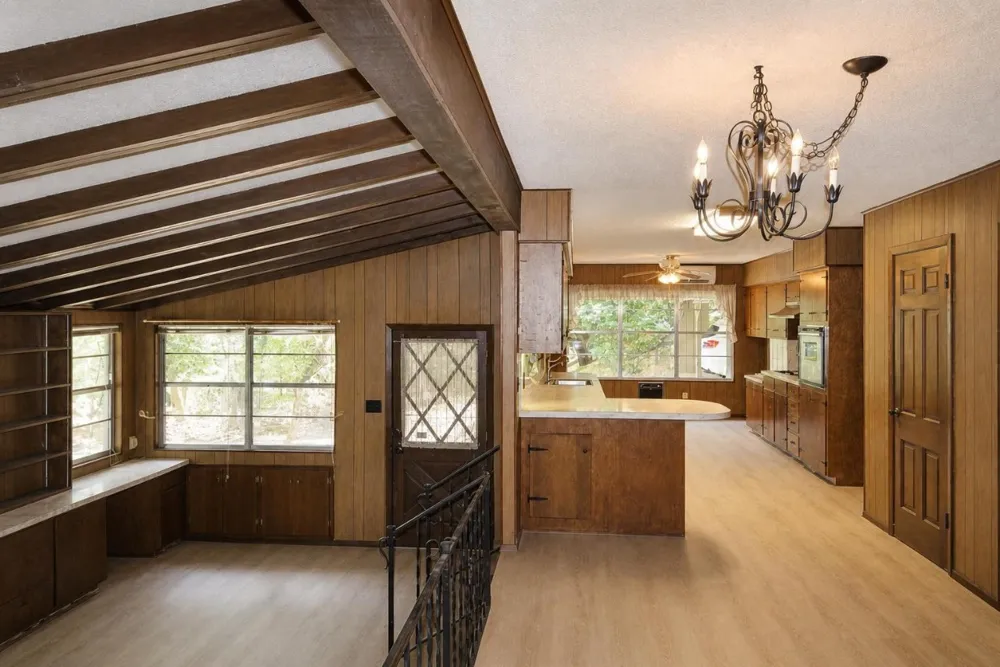 17234 E Reed Parks Road Jonestown, TX 78645