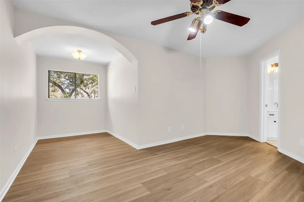 3102 Mountain Oak Court Houston, TX 77068