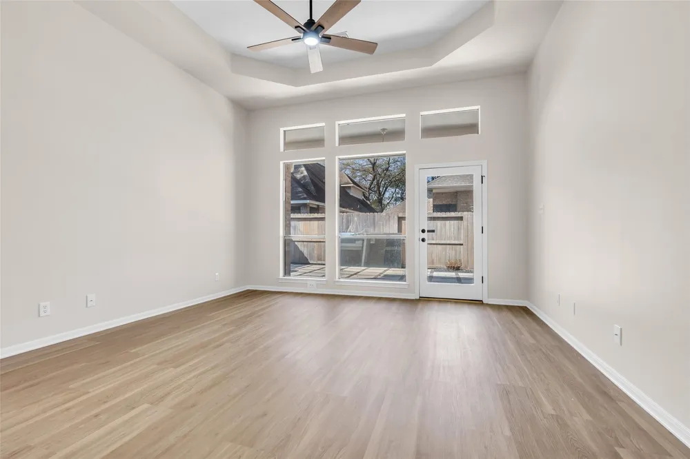 3102 Mountain Oak Court Houston, TX 77068