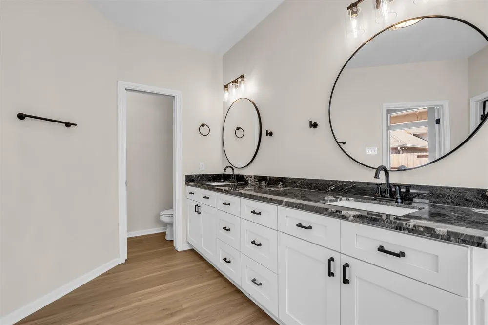 3102 Mountain Oak Court Houston, TX 77068