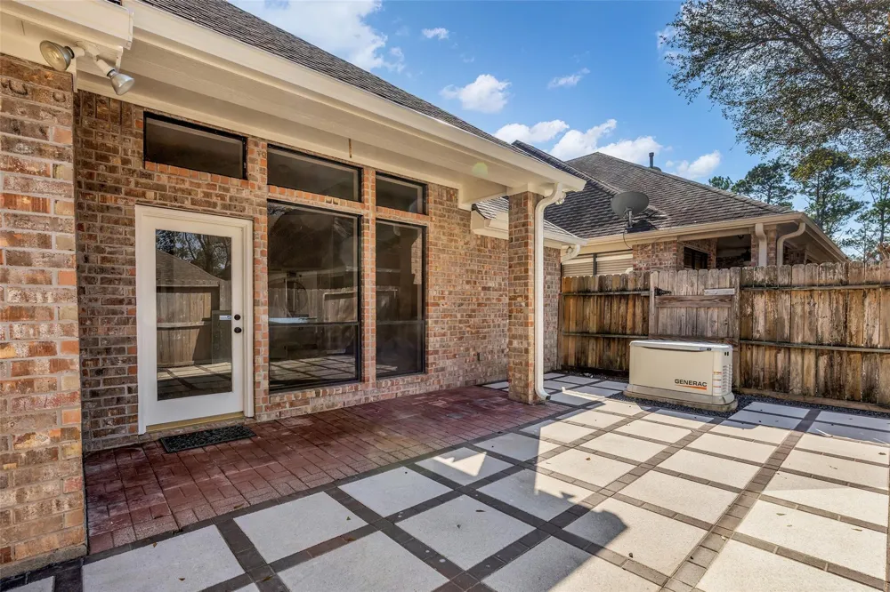 3102 Mountain Oak Court Houston, TX 77068