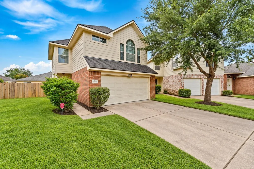 7102 Biton Drive Houston, TX 77083