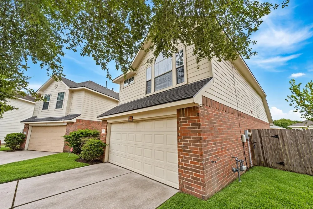 7102 Biton Drive Houston, TX 77083