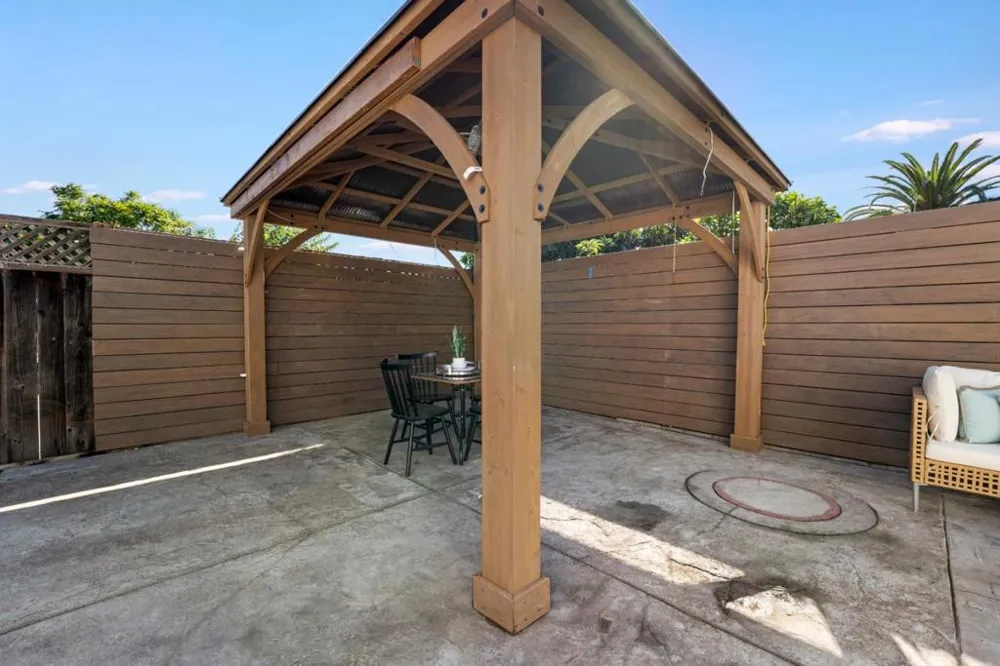 320 Manzanita Court Milpitas, CA 95035