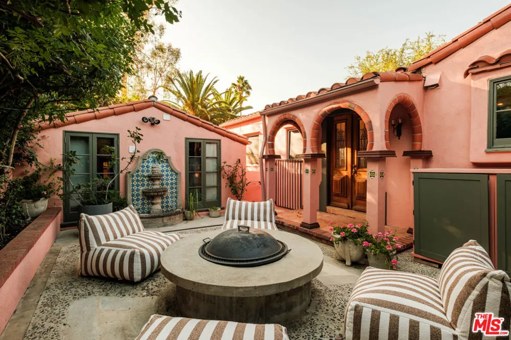 3359 Bennett Drive Los Angeles, CA 90068
