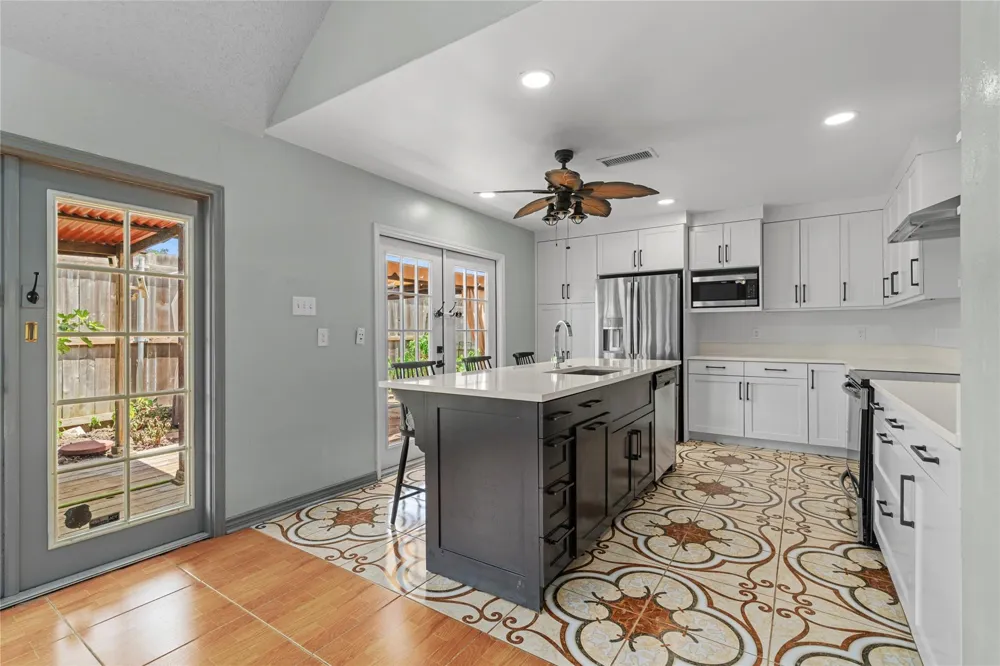 1513 Beaconshire Road Houston, TX 77077