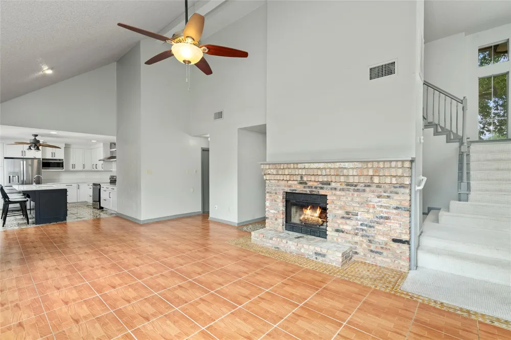 1513 Beaconshire Road Houston, TX 77077