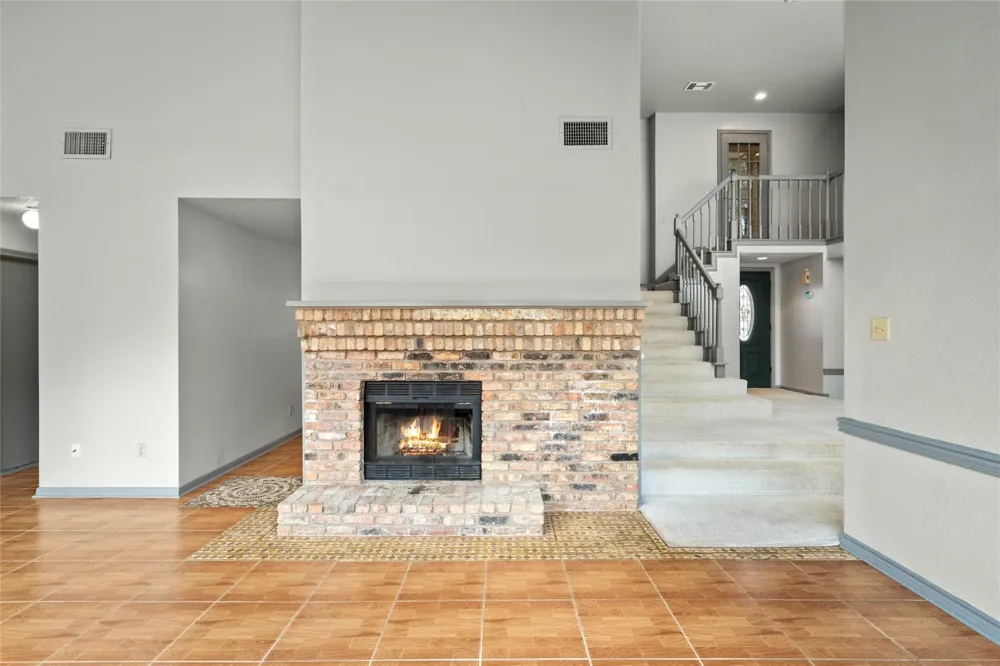 1513 Beaconshire Road Houston, TX 77077