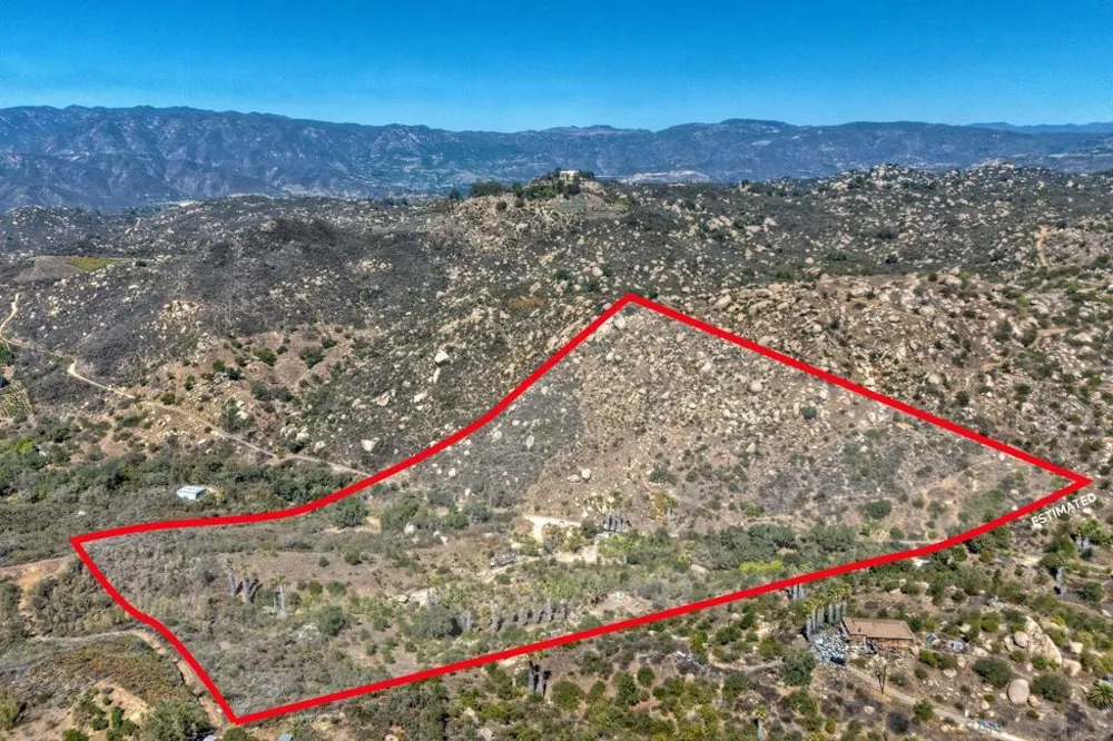 38696 Harris Truck Fallbrook, CA 92028