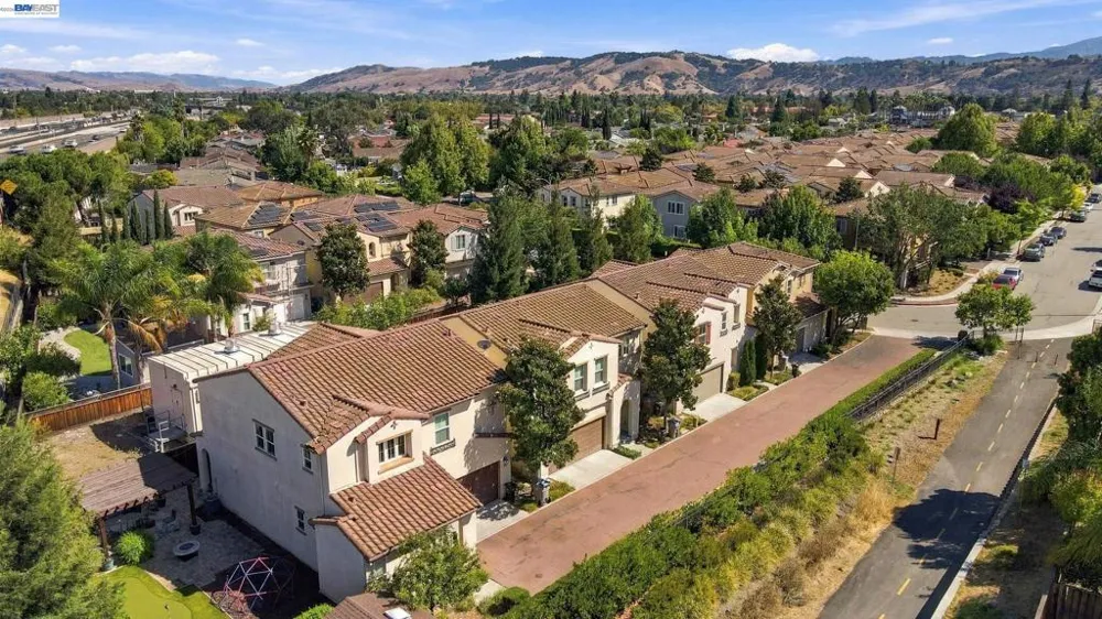 5372 Chesbro Ave. San Jose, CA 95123