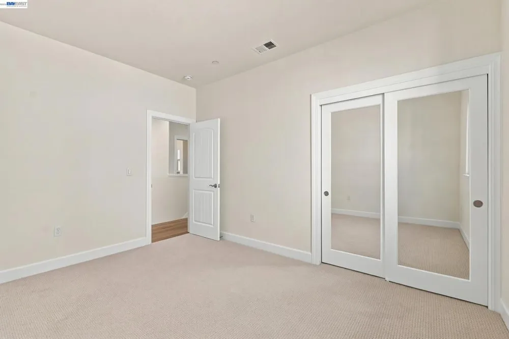 5372 Chesbro Ave. San Jose, CA 95123