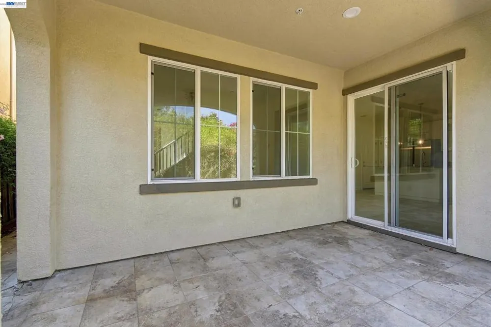 5372 Chesbro Ave. San Jose, CA 95123