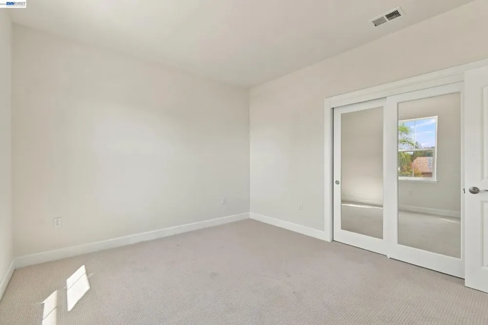 5372 Chesbro Ave. San Jose, CA 95123
