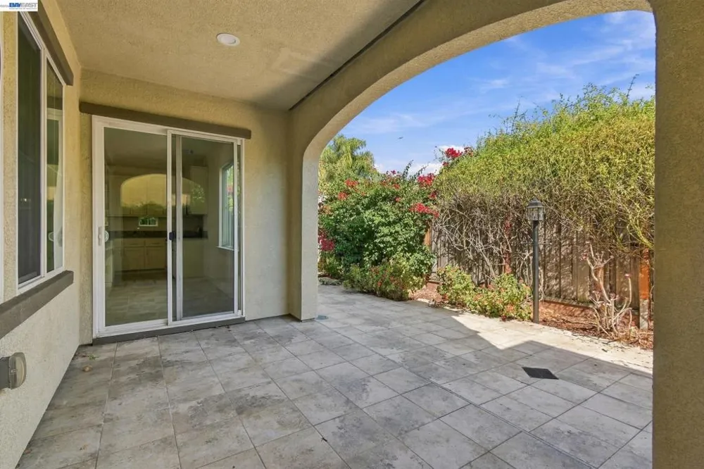 5372 Chesbro Ave. San Jose, CA 95123
