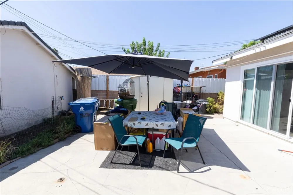 19320 Parthenia Street Los Angeles, CA 91324