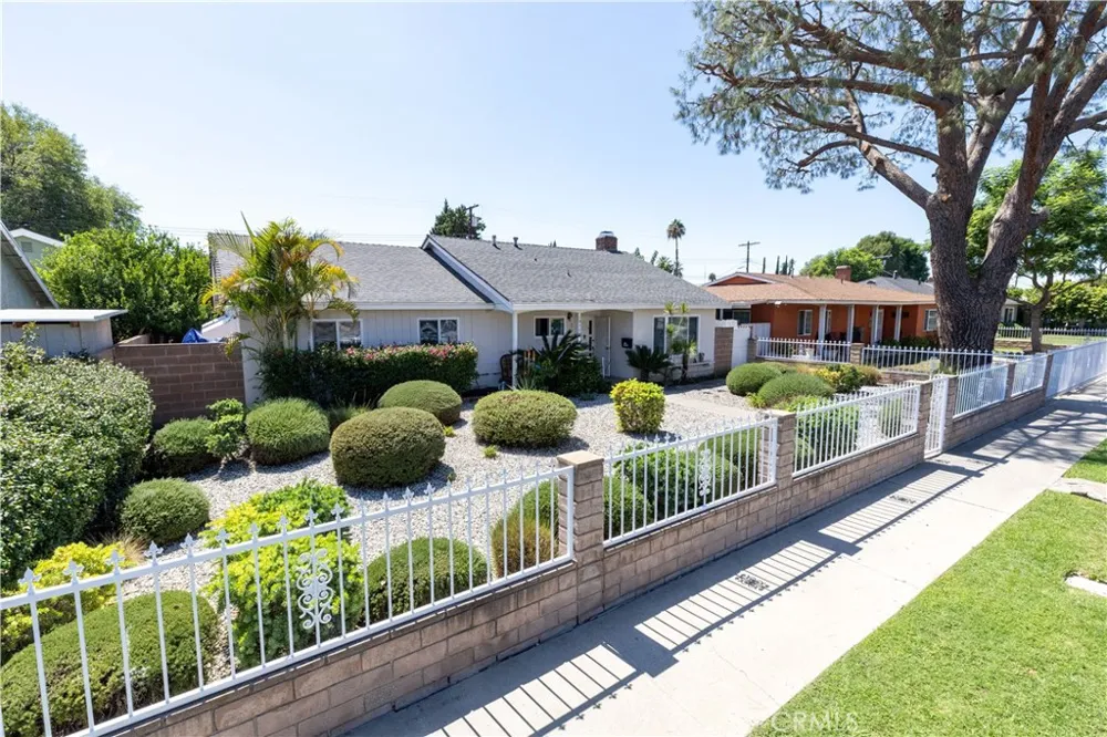 19320 Parthenia Street Los Angeles, CA 91324