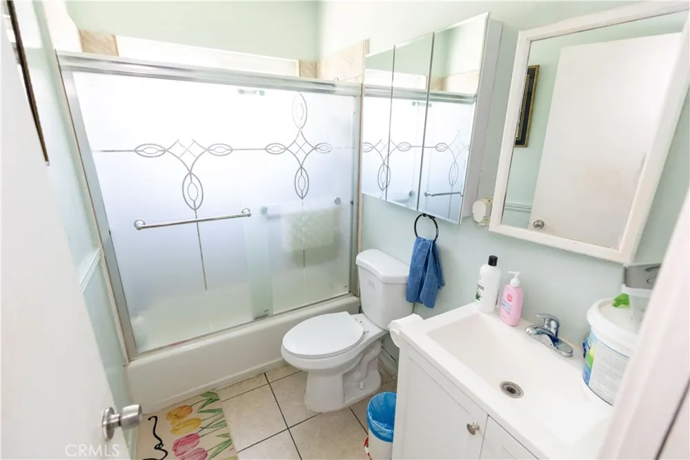19320 Parthenia Street Los Angeles, CA 91324