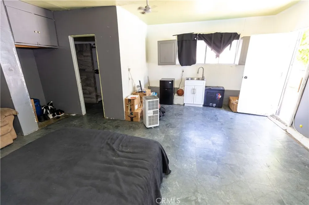 19320 Parthenia Street Los Angeles, CA 91324