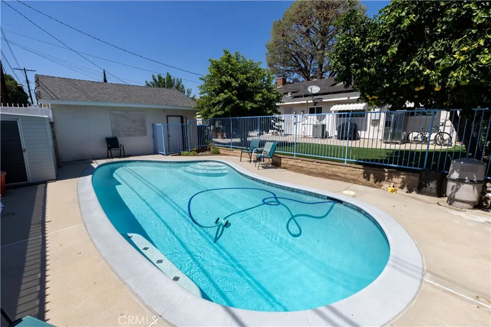 19320 Parthenia Street Los Angeles, CA 91324