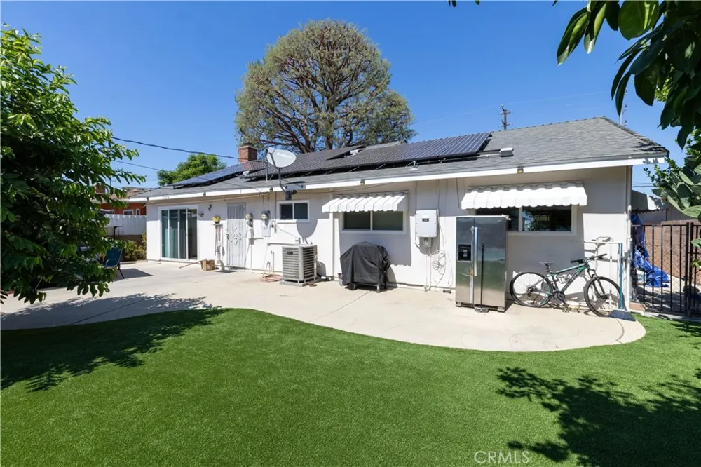 19320 Parthenia Street Los Angeles, CA 91324