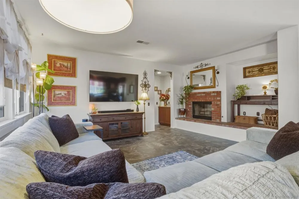 36635 Ponderosa Ct Murrieta, CA 92563