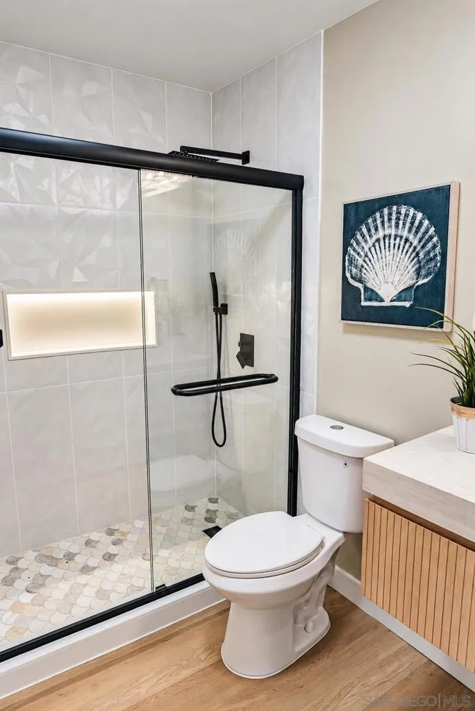 3960 Arizona Street #8 San Diego, CA 92104
