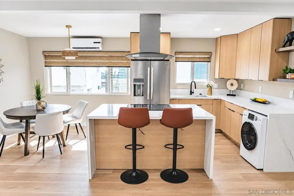 3960 Arizona Street #8 San Diego, CA 92104