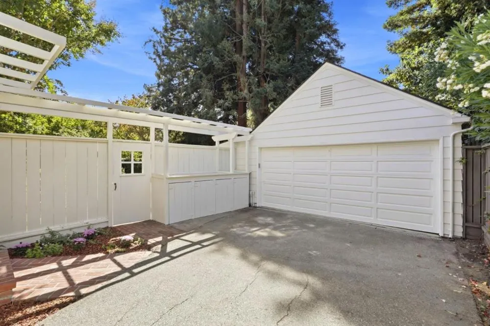 1432 Hamilton Avenue Palo Alto, CA 94301