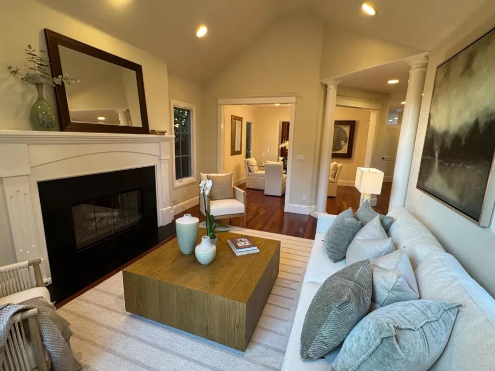 3423 Ashton Court Palo Alto, CA 94306