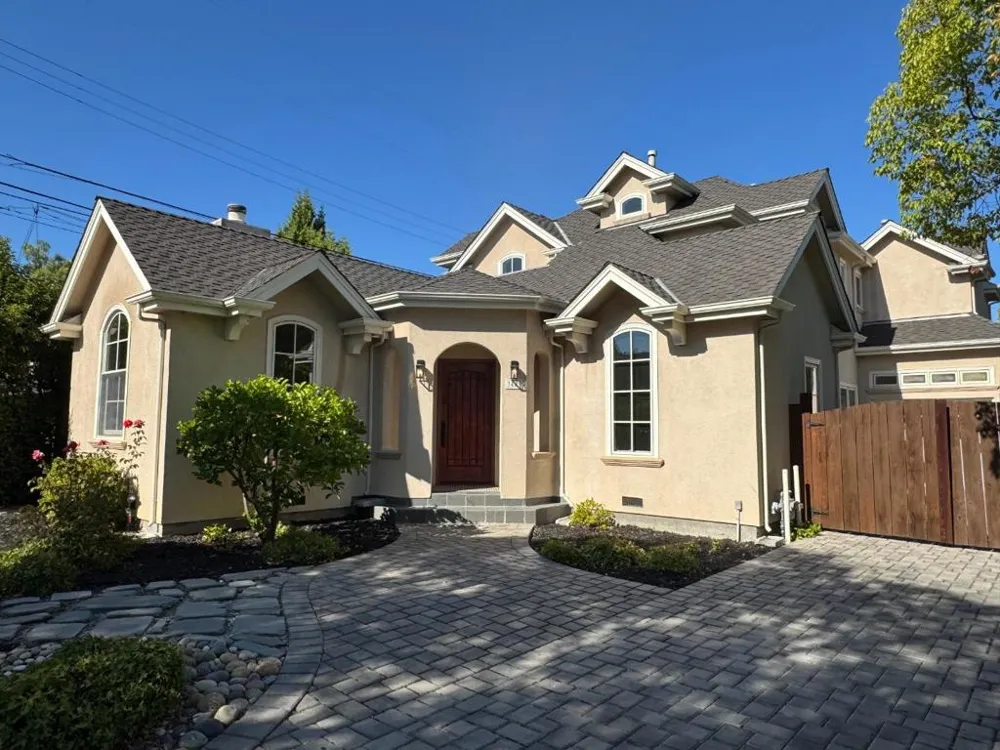3423 Ashton Court Palo Alto, CA 94306