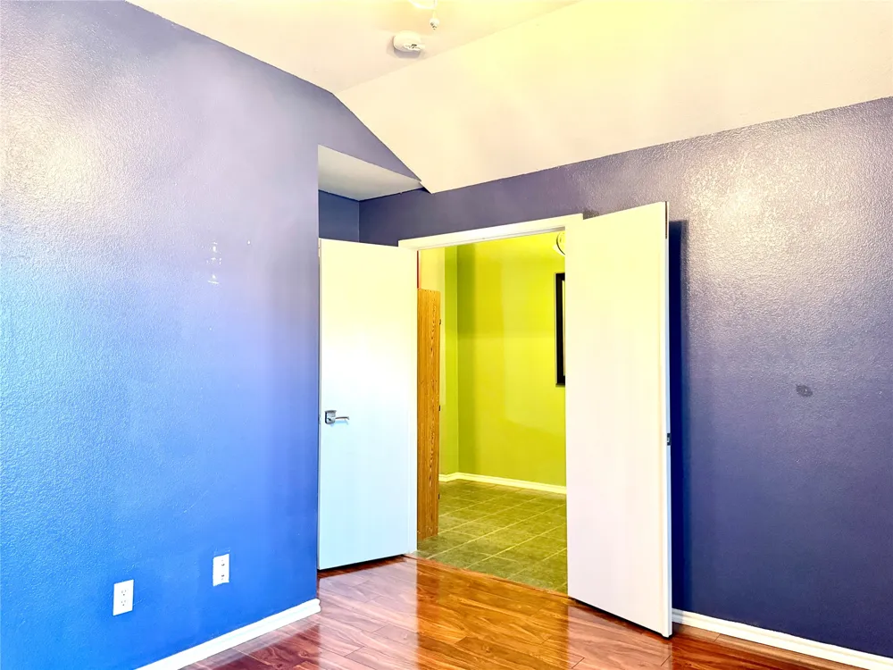 193 Rolling Court Lancaster, TX 75146