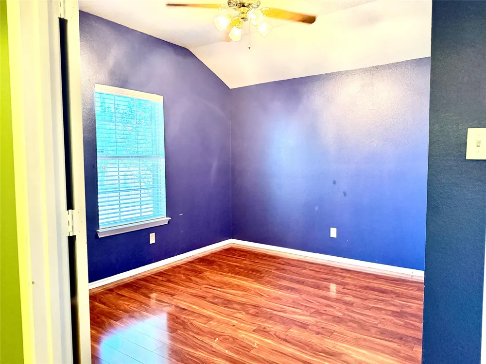 193 Rolling Court Lancaster, TX 75146