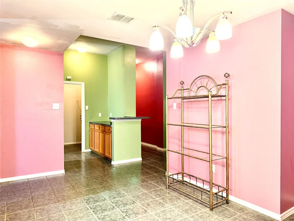 193 Rolling Court Lancaster, TX 75146