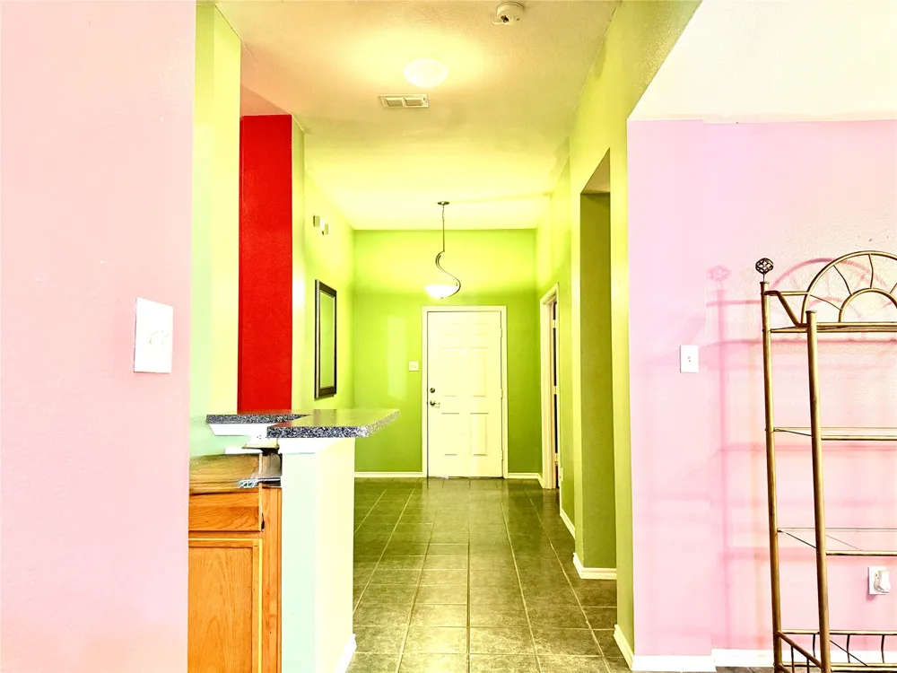 193 Rolling Court Lancaster, TX 75146
