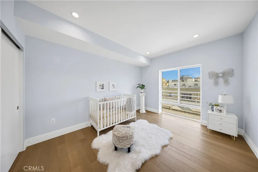 2939 Leeward #403 Los Angeles, CA 90005