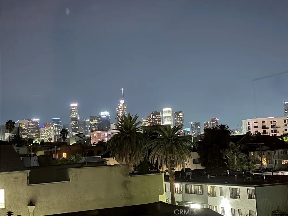2939 Leeward #403 Los Angeles, CA 90005