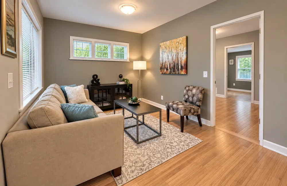 1699 Eustis Street Lauderdale, MN 55113