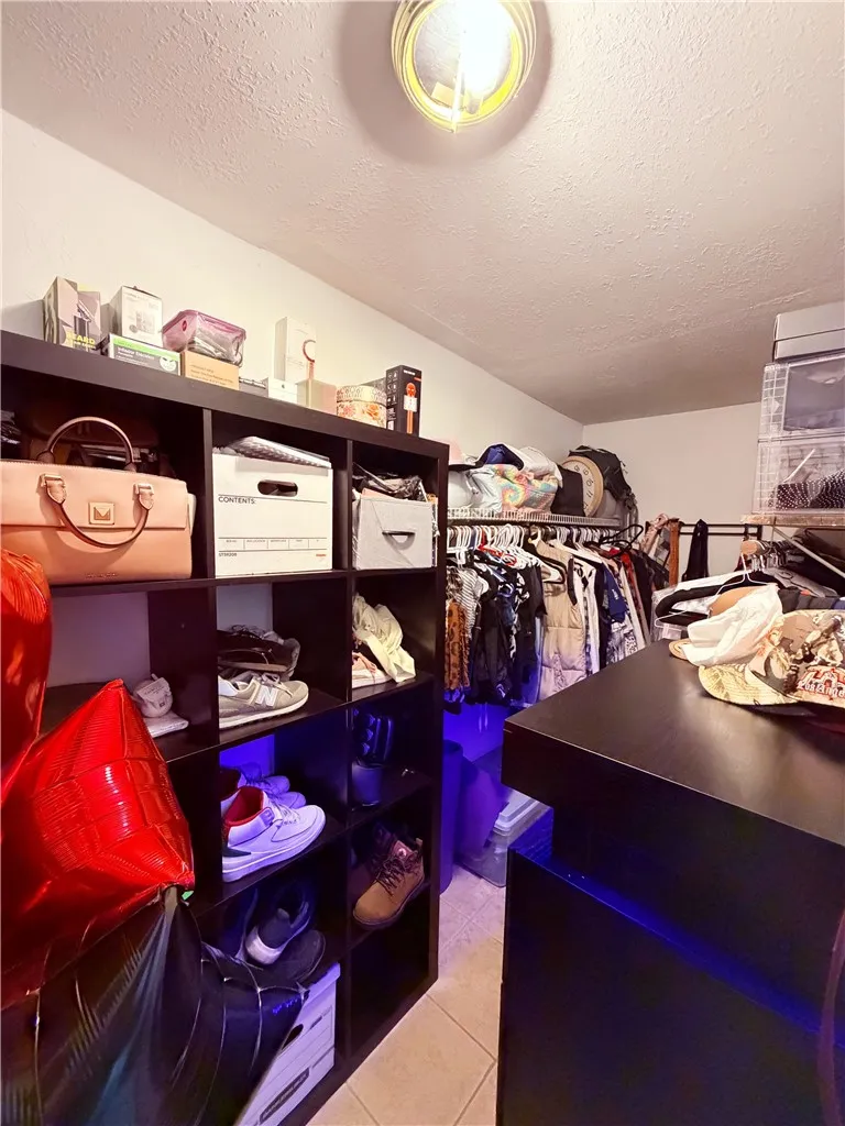 5855 Bolivar Riverside, CA 92505