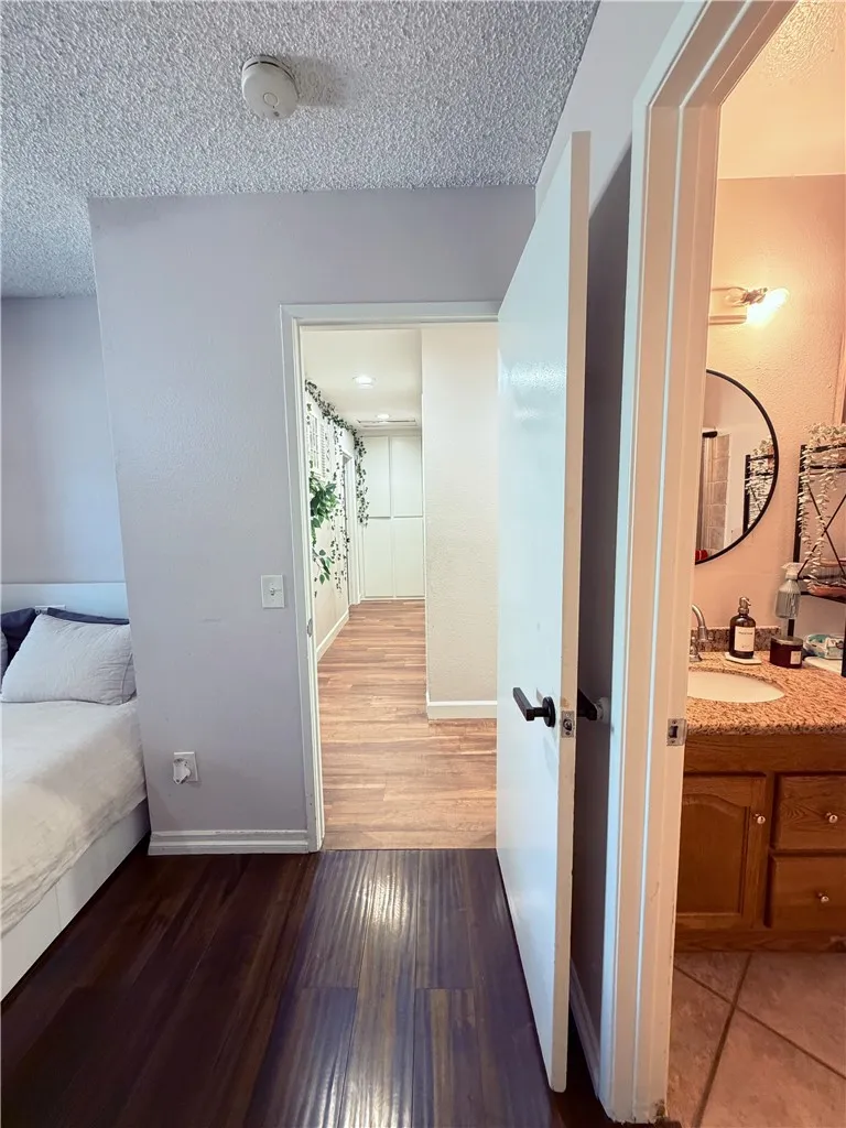 5855 Bolivar Riverside, CA 92505